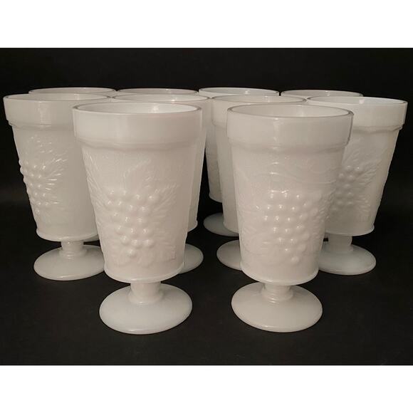 Set of 10 Footed Iced Tea Goblets - White Milk Glass Tumblers Embossed Grapes - Picture 6 of 10
